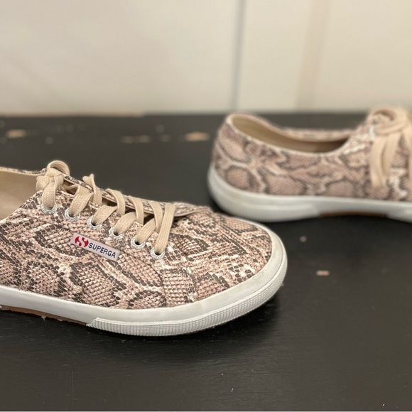 Superga 2750 beige snakeskin lace up sneaker - Picture 4 of 5
